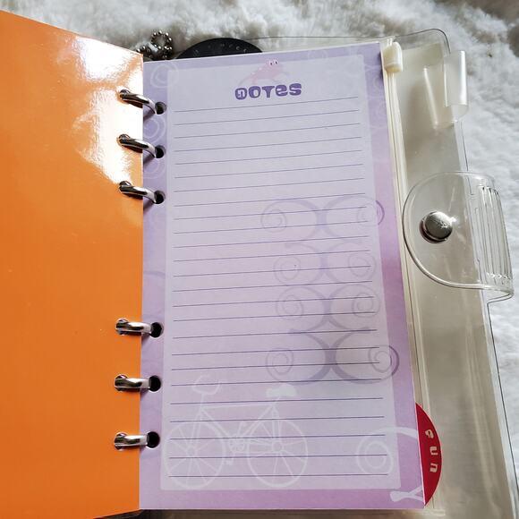 Student Planner Purple Daisy Avalanche Publishing 2000s Read Description - Picture 8 of 12